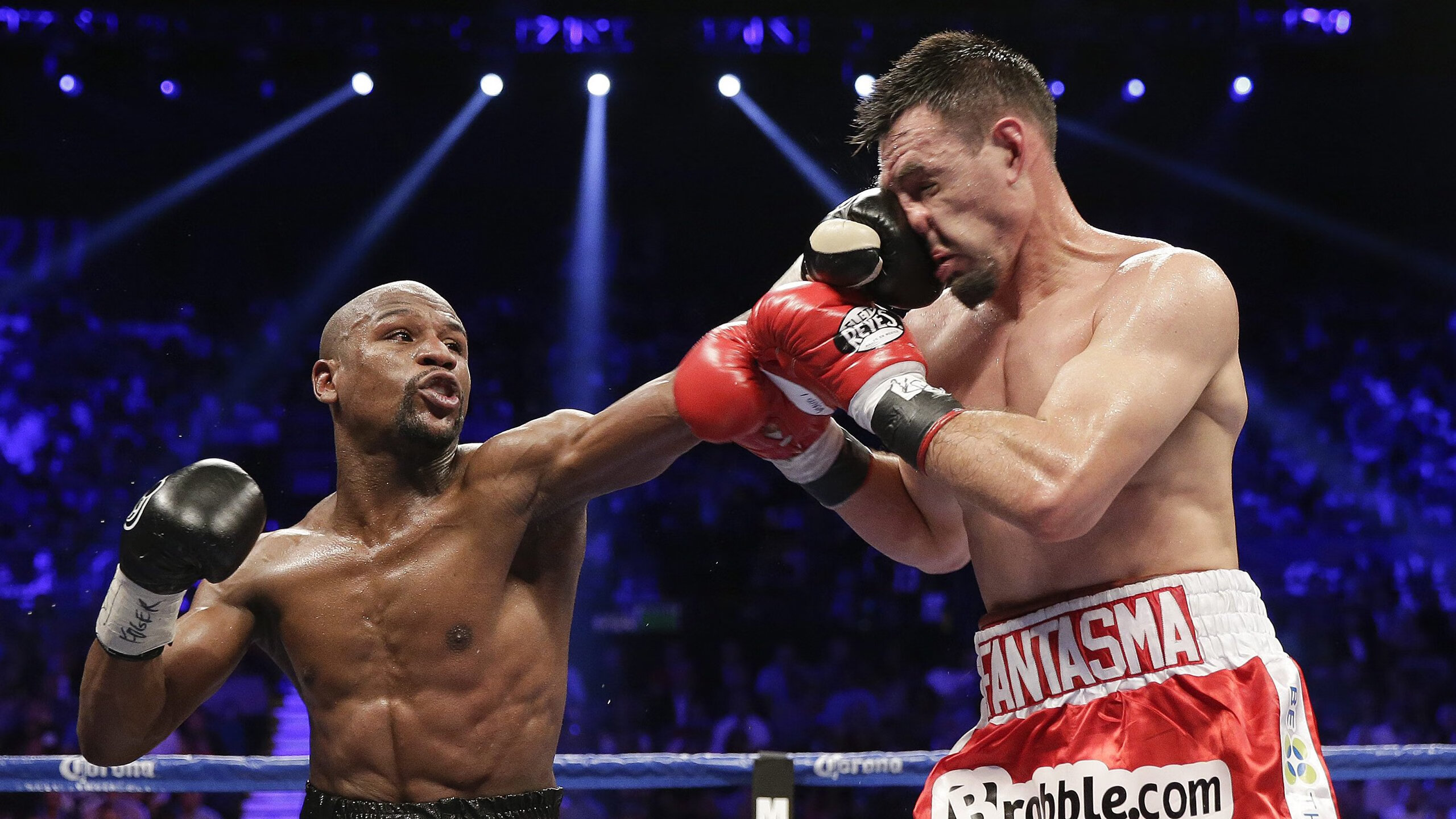 美因茨主场击败对手,保持主场不败纪录,美因茨主场球衣