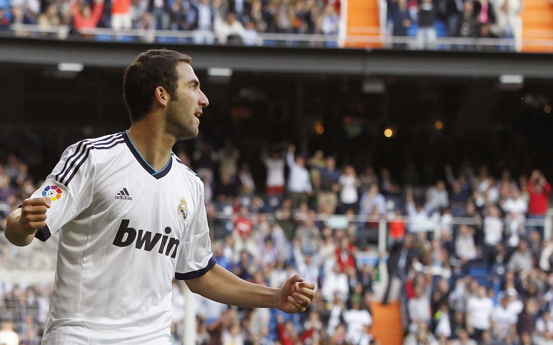 莱斯特城主场大胜,稳固欧战资格,莱斯特城主场在哪个城市